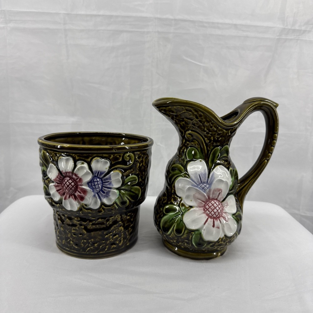Vintage avocado green textured mini pitcher And Planter flowers majolica Japan